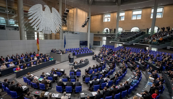 Njemački parlament odobrio paket pomoći Grčkoj: Gotovinska injekcija od 15 milijardi eura