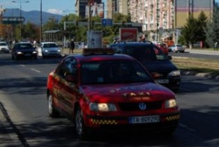 Nakon ''Sarajevo taxija'', cijenu usluga diže i ''Crveni taxi''