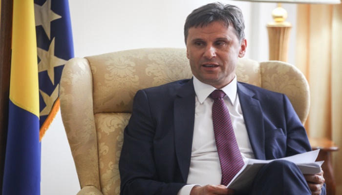 Novalić: Zakon za dobrobit radnika i privrede, Bajramović potpisao, a sada se buni