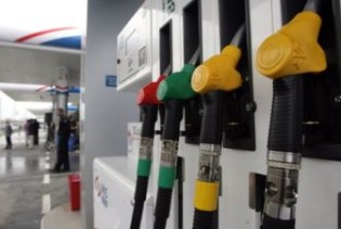 Gorivo na benzinskim pumpama u Federaciji BiH poskupilo za 0,05 feninga