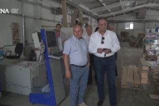 TK: Ministar Gluhić posjetio firmu Hasić - Drvo