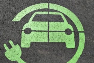 Električni automobili će se za šest godina izjednačiti u dometu i brzini punjenja s konvencionalnim