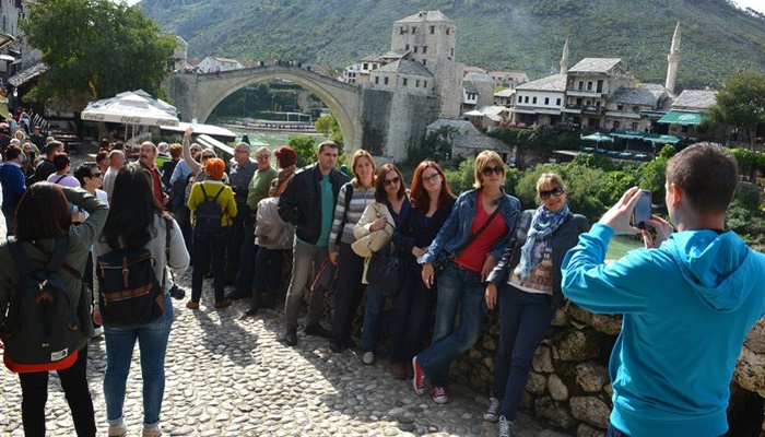 Turistička sezona u Hercegovini malo lošija nego prošlogodišnja, radi se stihijski