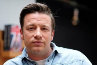 Jamie Oliver priznao da nema novca za spašavanje svog poslovnog carstva