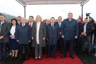 Dodik otvorio autoput Doboj - Banja Luka