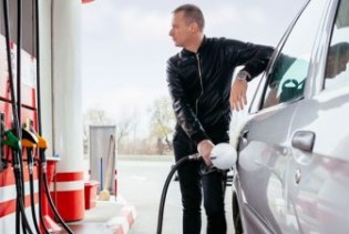 Konačno padaju cijene goriva