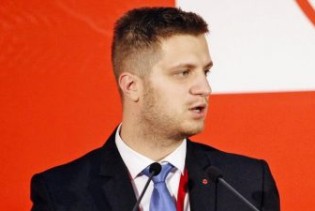 Irfan Čengić će podnijeti inicijativu za donošenje zakona kojim bi se zabranio rad nedjeljom