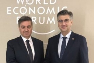Zvizdić u Davosu pozvao Hrvatsku i Srbiju da zaključe sporazum o granici