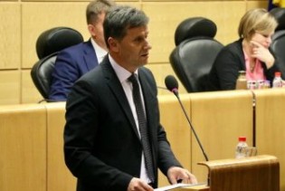 Novalić obrazložio poslanicima Prijedlog budžeta FBiH za 2019. godinu