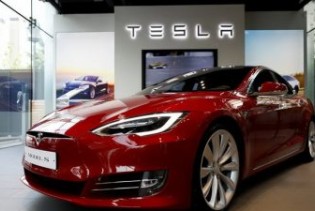 Tesla objavio godišnji profit, broj automobila koji su prodali je zapanjujući