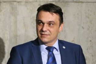 Sadik Ahmetović prvi doktor nauka na birou u Srebrenici