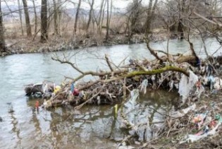 Na 1.400 divljih deponija u FBiH deponovano oko 5.000.000 m3 otpada