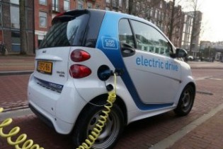 Električni automobili bi smanjili emisiju CO2 za samo 0,4 posto