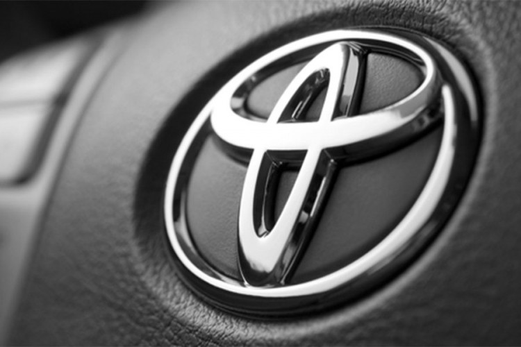 Zarada Toyote u padu uprkos rekordnoj prodaji vozila