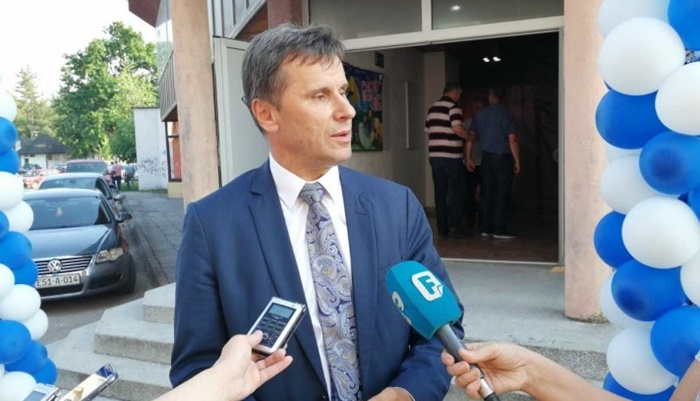 Premijer Fadil Novalić proglašen počasnim građaninom Živinica
