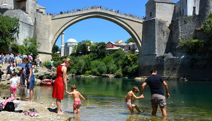 U maju u BiH više od 150 hiljada turista, najviše noćenja gostiju iz Srbije