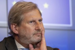 Hahn: Što prije riješiti pitanje nametnutih taksi Srbiji i BiH