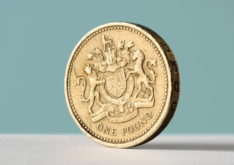 Približno 24 miliona novčića jedne britanske funte još uvijek nije vraćeno u banku