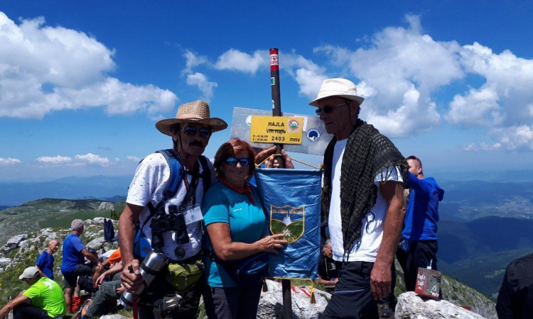 Planinari iz BiH i regije pohodili Hajlu na godišnjicu planinarskog doma Grope
