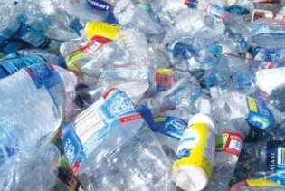 Kanadska kompanija pretvara plastični otpad u dizel i benzin
