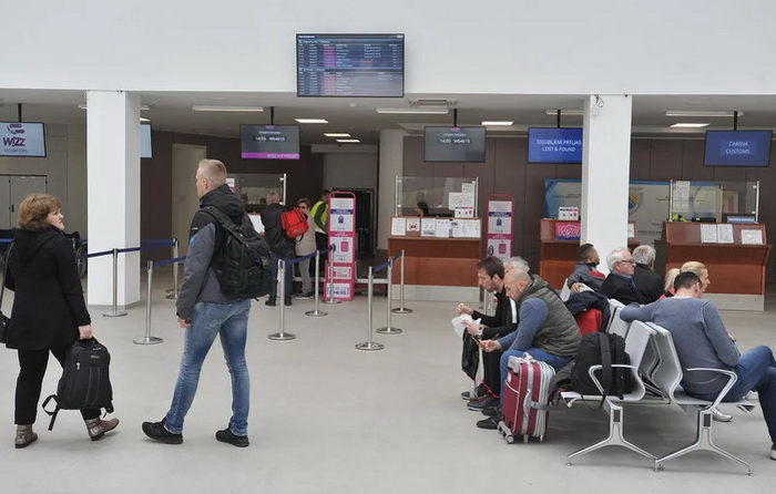 Smanjen broj putnika na aerodromu u Tuzli, prolongiran početak izgradnje atrija