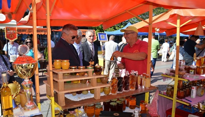 Gradonačelnik Brčkog otvorio Međunarodni sajam pčelarstva i pčelarske opreme