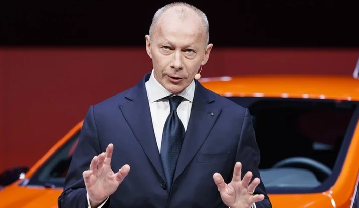 Otpušten direktor francuskog proizvođača automobila Renault Thierry Bollore