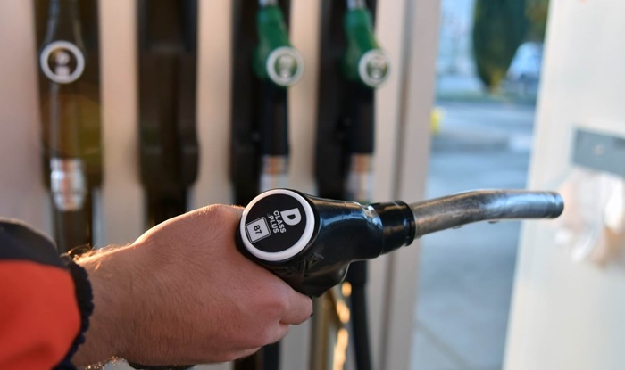 Hrvatska: Benzin od utorka jeftiniji pet, dizel tri centa
