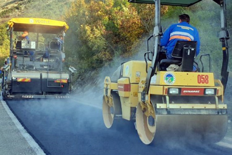 Položeni prvi metri asfalta od Trebinja ka Ljubinju