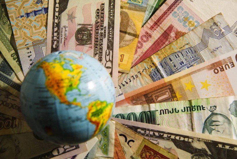 Prvi put u historiji: Globalni dug premašio 250 hiljada milijardi dolara