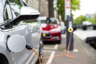 Znatan rast prodaje električnih vozila u Europi na valu poticaja za kupnju