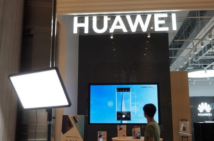 Američke tehno kompanije će izgubiti 40 milijardi dolara dok Huawei seli posao u Evropu