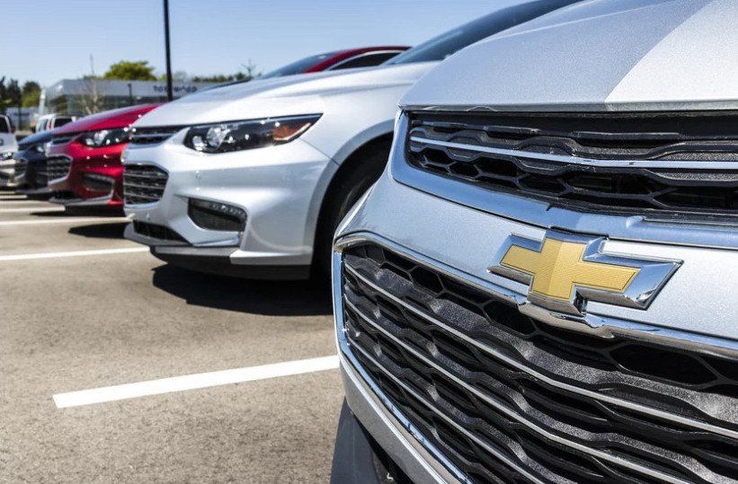 General Motors povlači više od 900.000 vozila