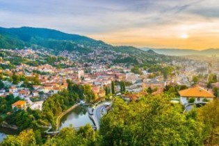 Švicarski Blick: Sarajevo je grad kontrasta, čaja, bureka i ćevapa