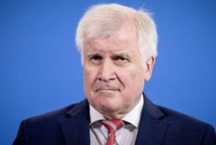 Seehofer: Njemačka ne može stvoriti 5G mrežu bez Huaweija