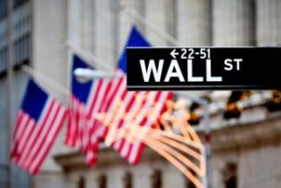 Wall Street potonuo više od tri posto