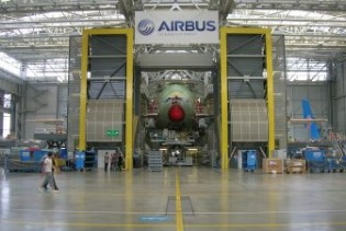 Airbus podiže kredit od 15 milijardi eura