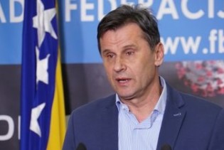 Novalić pozvao građane da ljetuju u Bosni i Hercegovini