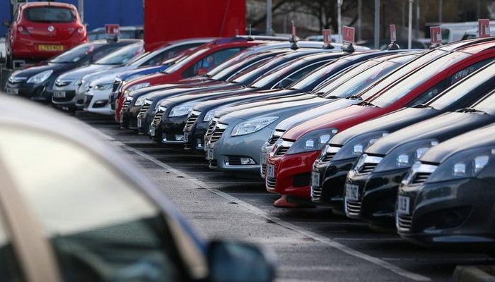 Veliki pad prodaje automobila u Njemačkoj tokom prošle godine