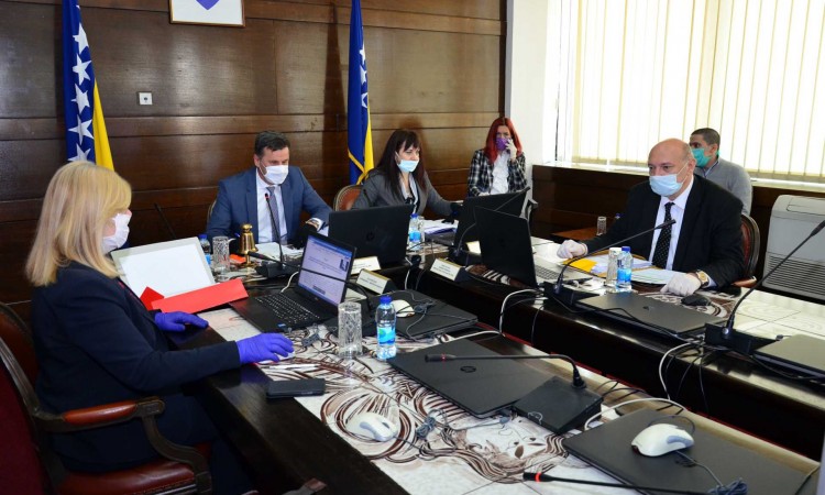 Vlada FBiH usvojila rebalans budžeta u iznosu od 5,5 milijardi KM