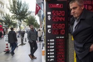 Turska lira ponovo u vrtoglavom padu, dosegla historijski minimum u odnosu na dolar