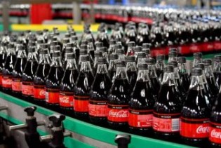 Coca-Cola prekida oglašavanje na svim društvenim mrežama