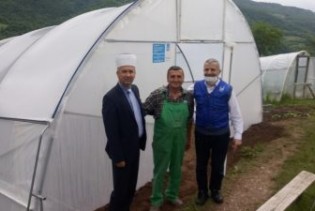 Islamic Relief donirala plastenike i sjemena povratnicima u Novom Goraždu