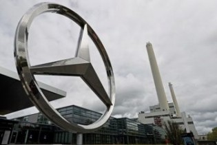 Mercedes s tržišta povlači 135 hiljada vozila zbog neispravne klime