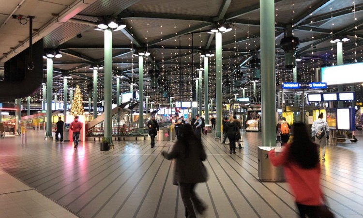 Amsterdamski aerodrom Schiphol najavio ukidanje stotina radnih mjesta