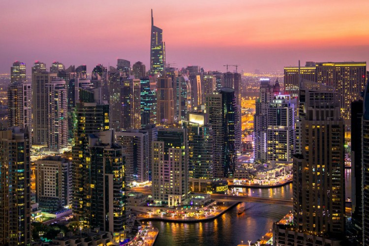 Dubai usred pandemije otvoren za sve turiste