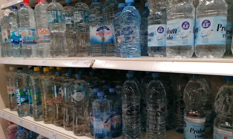 Uvoz vode i sokova smanjen za 15 posto, trgovinska razmjena nepovoljna