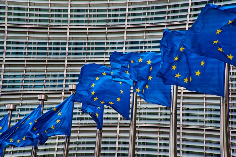 EU planira ojačati industriju dronovima, komunikacijama i prometom u svemiru