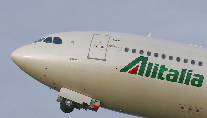 Italija pregovara s EU o spašavanje aviokompanije Alitalia