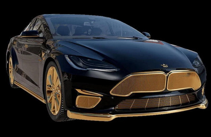 Najskuplji Teslin automobil je ukrašen zlatom, koštat će 299.999 dolara